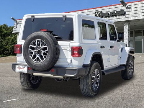 New 2025 Jeep Wrangler Sahara image 5