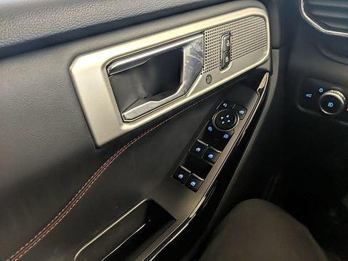 Certified 2023 Ford Explorer ST-Line AWD/4WD image 28