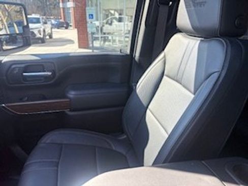 Used 2023 Chevrolet Silverado 3500 High Country image 13