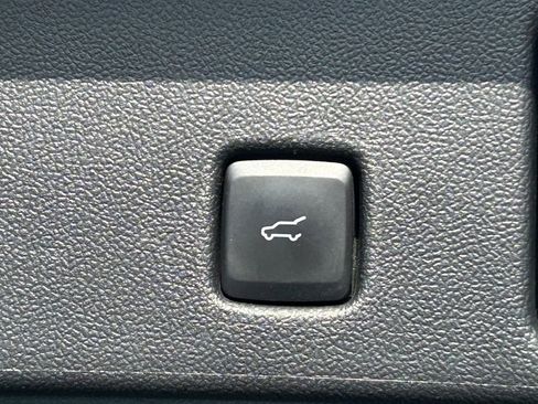 Used 2023 Ford Escape Active image 33