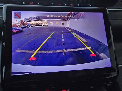 Used 2024 Jeep Grand Cherokee L Limited image 18