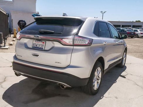 Used 2018 Ford Edge SEL w/ Equipment Group 201A FWD image 9