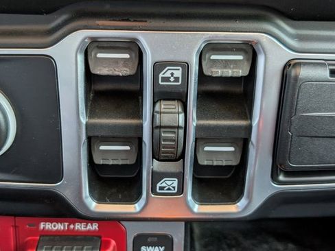 Used 2020 Jeep Wrangler Unlimited Rubicon AWD/4WD image 19