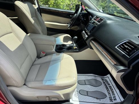 Used 2015 Subaru Outback 2.5i Limited AWD/4WD image 10