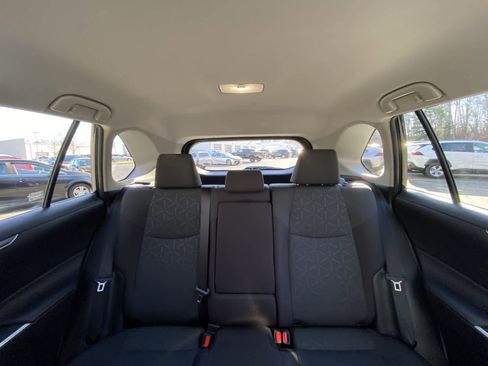 Used 2024 Toyota RAV4 XLE image 31