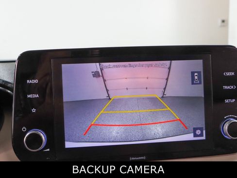 Used 2021 Hyundai Santa Fe SEL w/ Convenience Package FWD image 18