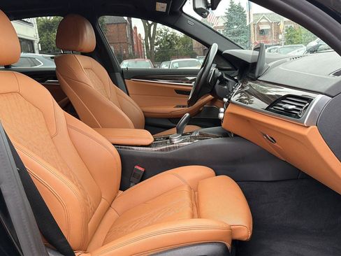 Used 2022 BMW 530i xDrive w/ Premium Package AWD/4WD image 32
