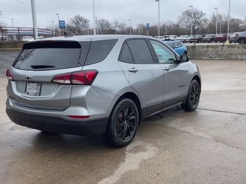 Used 2024 Chevrolet Equinox LS w/ LS Convenience Package image 8