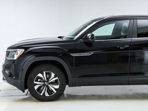 New 2026 Volkswagen Atlas Cross Sport SE image 3