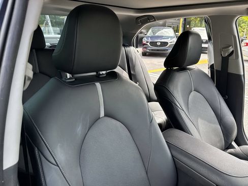 Used 2021 Toyota Camry XSE FWD image 46