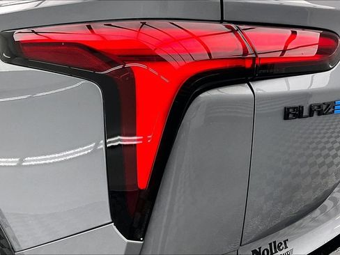 Used 2024 Chevrolet Blazer EV RS AWD/4WD image 30