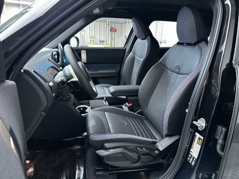 Certified 2025 MINI Cooper Countryman S AWD/4WD image 12