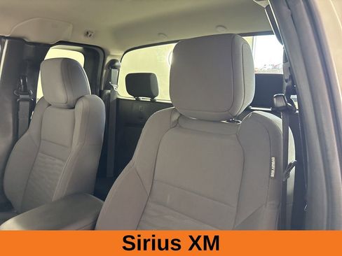 Used 2022 Nissan Frontier S image 9