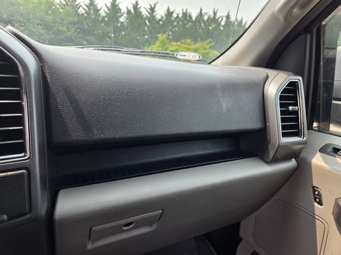 Used 2018 Ford F150 XLT AWD/4WD image 20