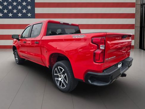 Used 2019 Chevrolet Silverado 1500 Custom Trail Boss w/ Custom Convenience Package AWD/4WD image 5