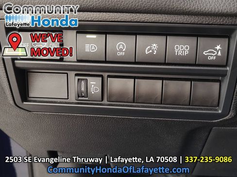 Used 2025 Toyota Tundra Limited w/ TRD Off-Road Package AWD/4WD image 25