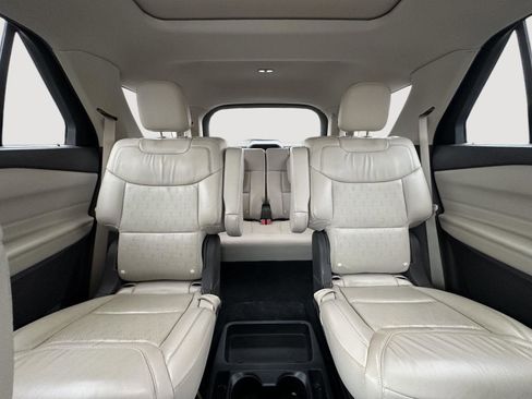 Used 2021 Ford Explorer Platinum w/ Equipment Group 601A image 13