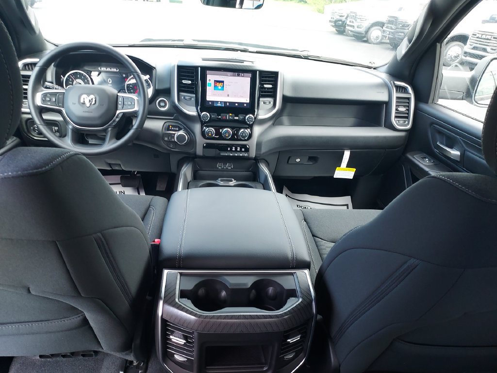 New 2026 RAM 1500 Express AWD/4WD image 10