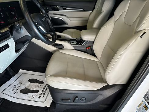 Used 2024 Kia Telluride S w/ S Sunroof Package AWD/4WD image 19