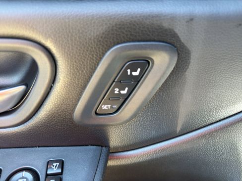Used 2024 Honda Pilot TrailSport image 14