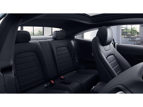 Used 2023 Mercedes-Benz C 300 4MATIC Coupe image 5