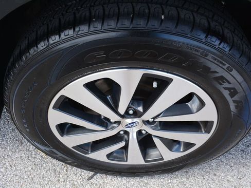 Used 2023 Subaru Outback Premium AWD/4WD image 23