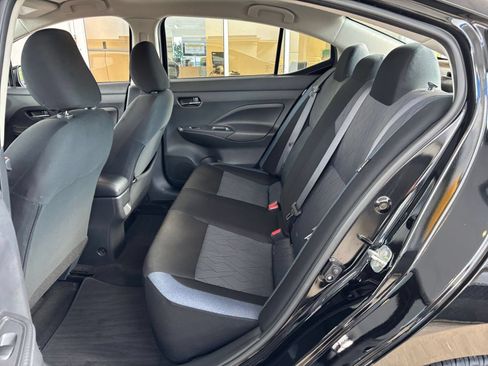 Used 2025 Nissan Versa SV FWD image 25