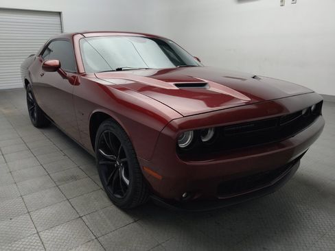 Used 2018 Dodge Challenger R/T Plus RWD image 13