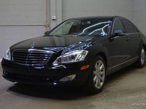 Used 2007 Mercedes-Benz S 550 4MATIC image 2