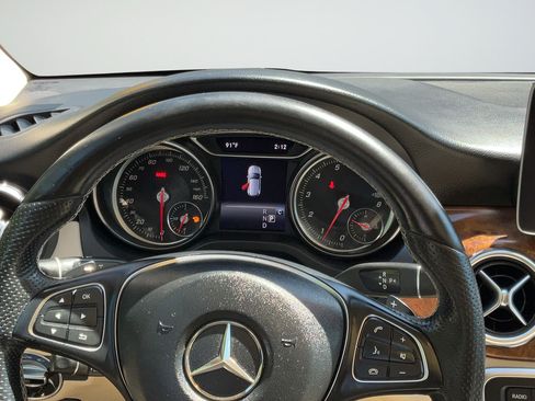 Used 2019 Mercedes-Benz GLA 250 image 13