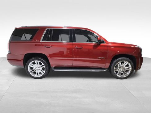 Used 2016 GMC Yukon SLT w/ HD Trailering Package AWD/4WD image 4