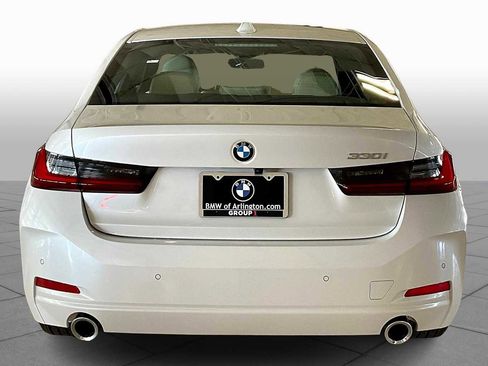 New 2026 BMW 330i Sedan w/ Premium Package image 4