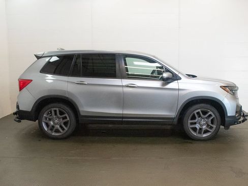 Used 2022 Honda Passport EX-L image 3