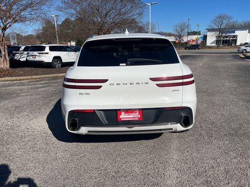 Used 2025 Genesis GV70 2.5T image 4