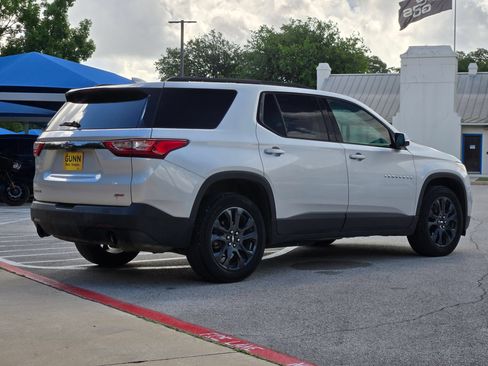 Used 2020 Chevrolet Traverse RS FWD image 3