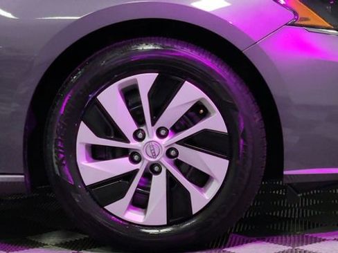 Used 2025 Nissan Altima 2.5 S image 22