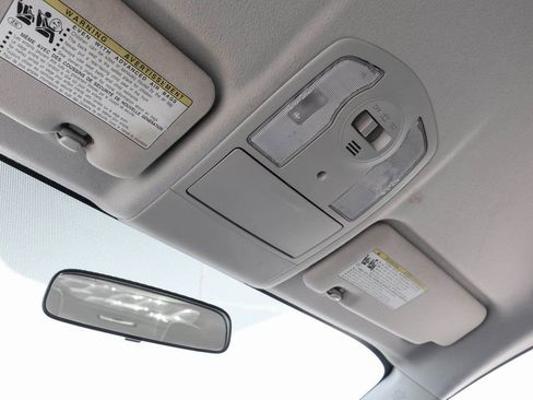 Used 2011 Toyota Prius Two image 20