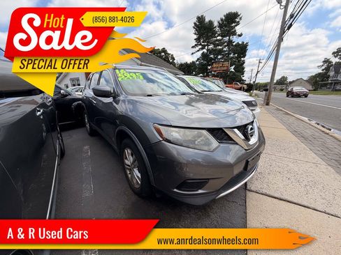 Used 2016 Nissan Rogue SV AWD/4WD image 1