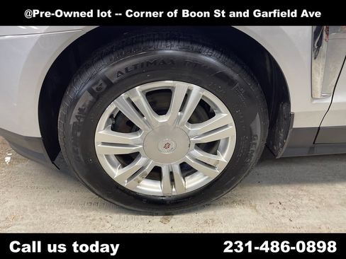 Used 2013 Cadillac SRX Luxury w/ Driver Awareness Package AWD/4WD image 11