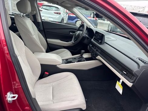 Used 2024 Honda Accord EX image 20
