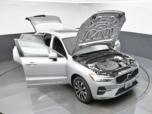 Used 2023 Volvo XC60 B5 Plus w/ Climate Package AWD/4WD image 48