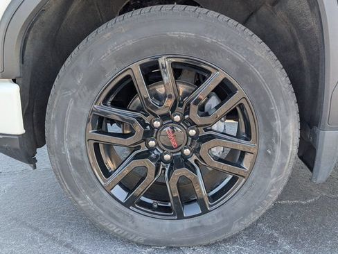 Used 2024 GMC Sierra 1500 Elevation AWD/4WD image 13
