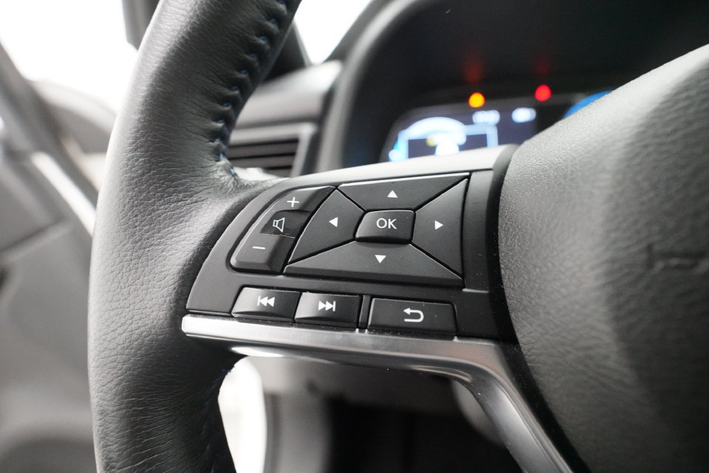 Used 2022 Nissan Leaf SV Plus FWD image 15