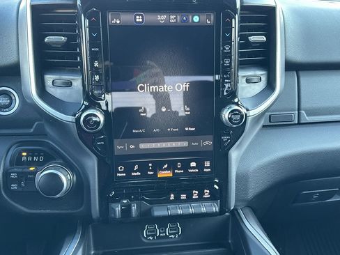 Used 2023 RAM 2500 Big Horn w/ Level B Equipment Group image 21