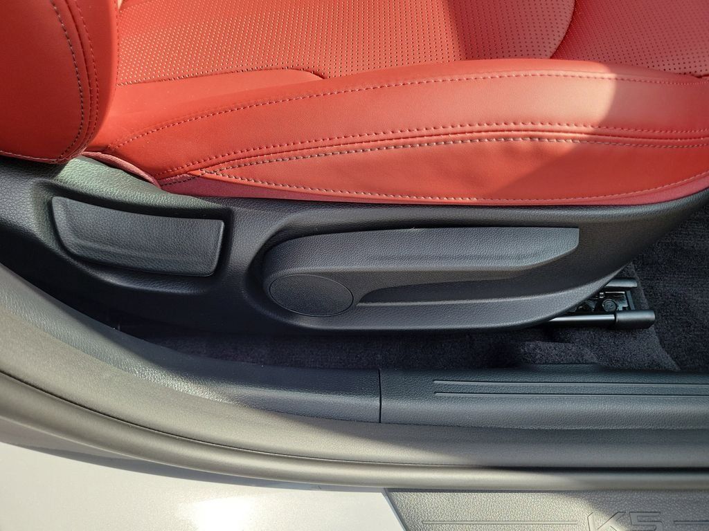 New 2026 Kia K5 GT-Line w/ GT-Line Premium Package FWD image 9