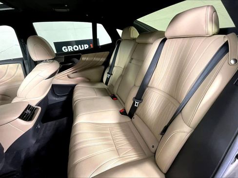 Used 2021 Lexus LS 500 w/ Interior Upgrade Package RWD image 18