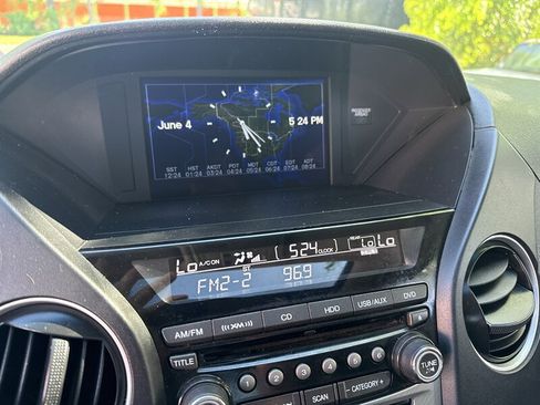 Used 2015 Honda Pilot Touring image 40