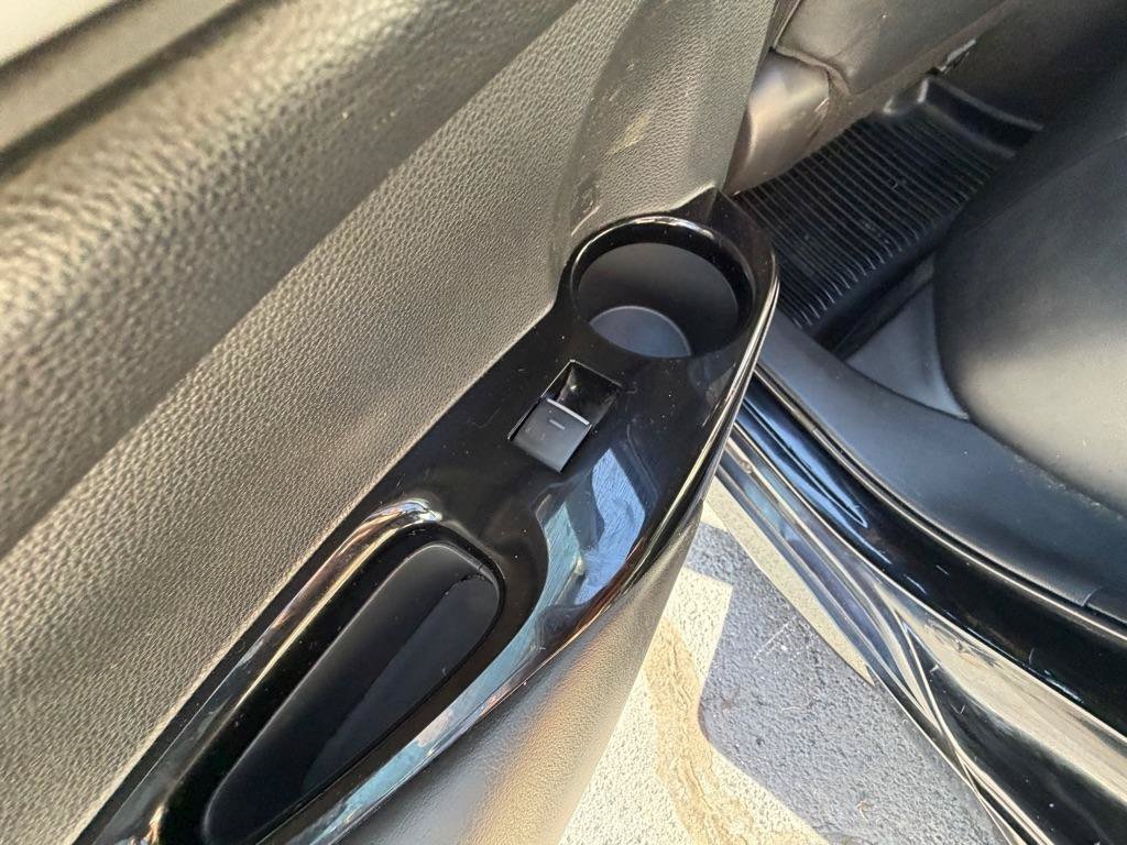 Used 2019 Toyota Corolla XSE FWD image 14
