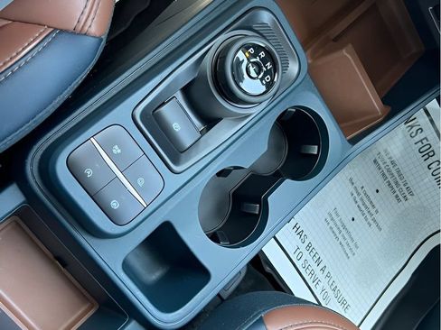 Used 2024 Ford Maverick Lariat AWD/4WD image 23