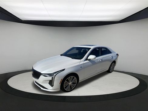 New 2025 Cadillac CT4 Premium Luxury image 3